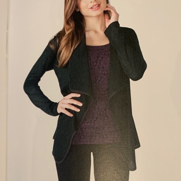 New Ruby Ribbon Hepburn Cardigan Size S. - Picture 1 of 2